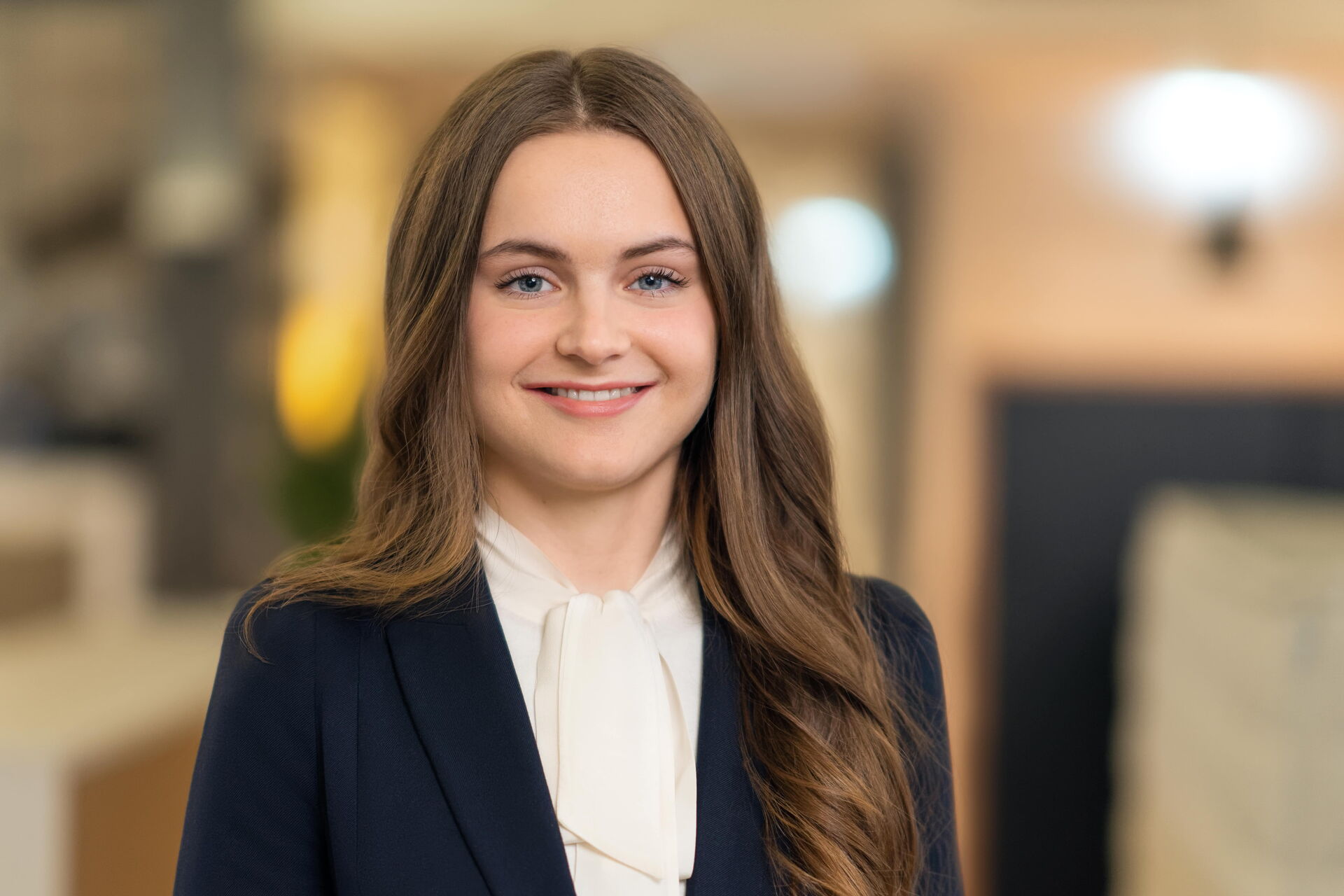 Lena Moor, Werkstudentin